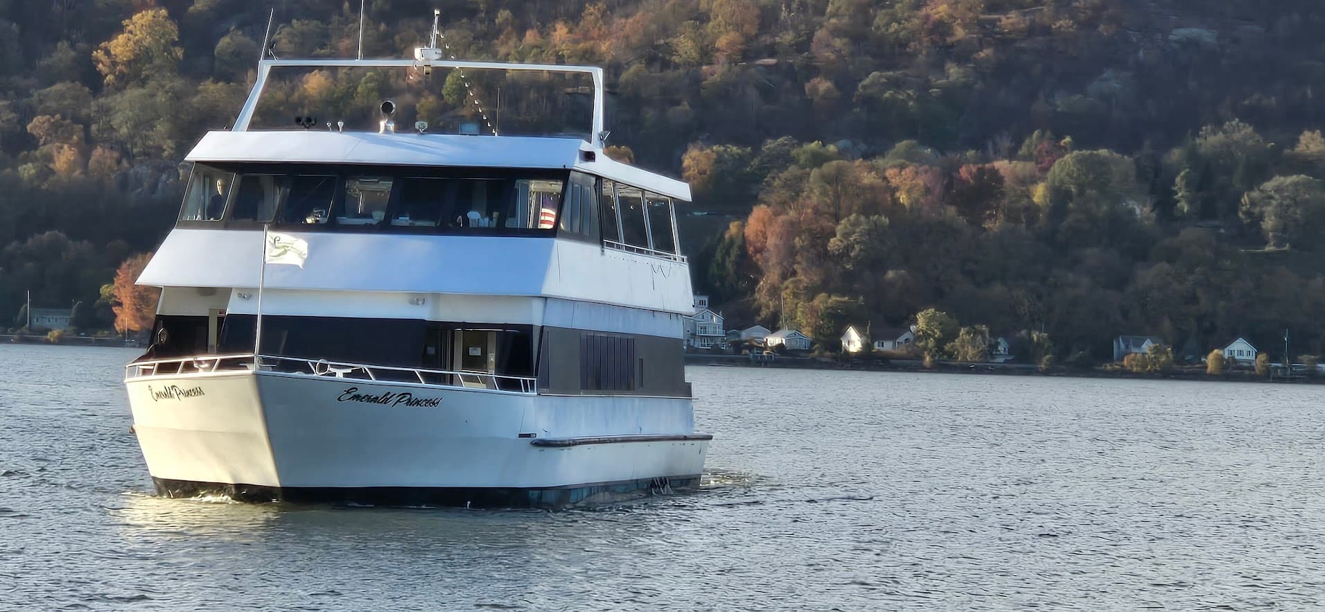 Hudson River Weekend Brunch Cruise with R.M.S. Cruises