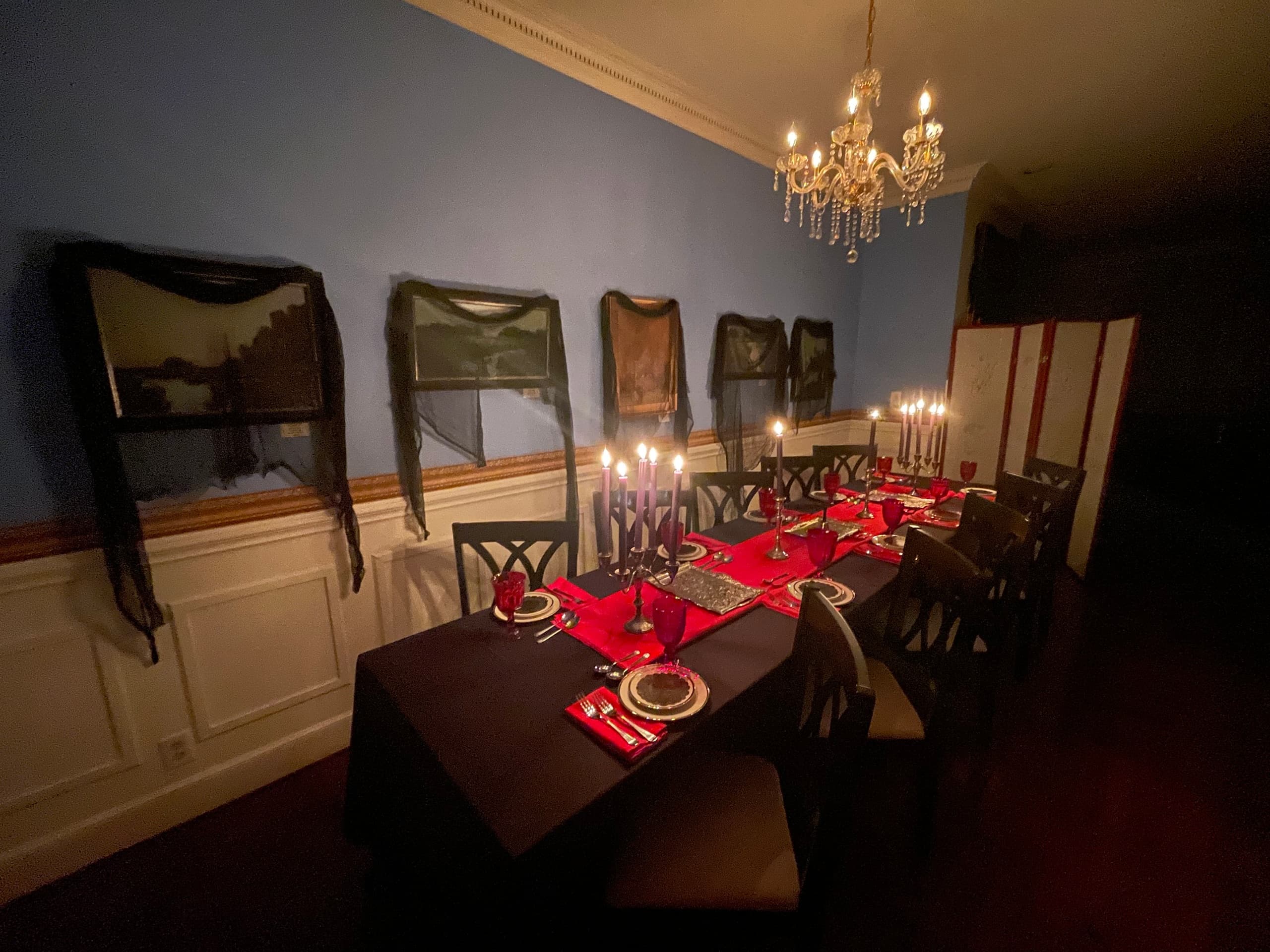Death is a Drag: Charleston Culinary Tours’ Dessert Event