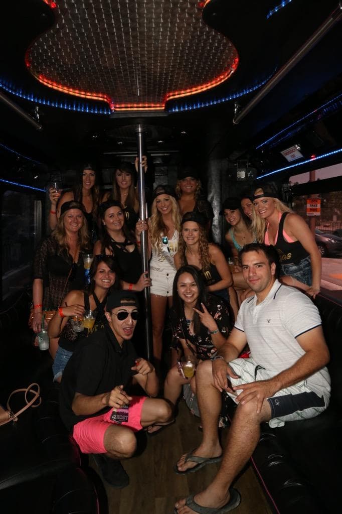 Ultimate Las Vegas Pool Party Experience with Party Tours