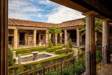 Private Pompeii Guided Tour: Skip-the-Line Exploration of an Ancient Roman City photo 3