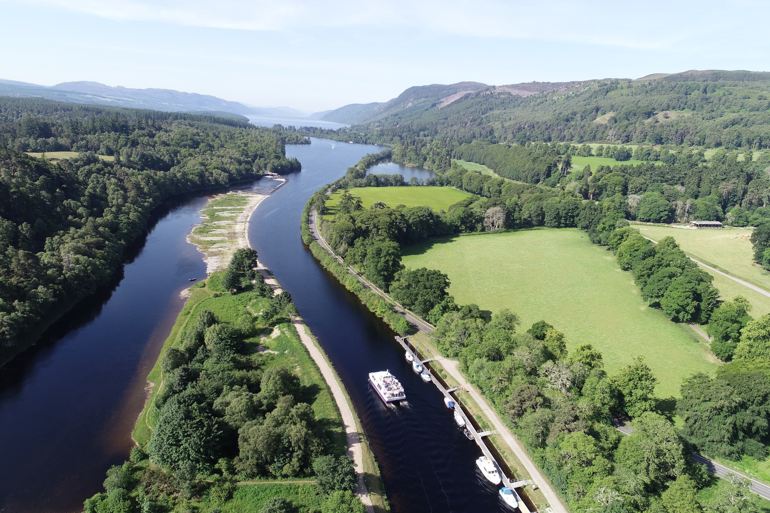 Four-Hour Sensation Tour: Loch Ness Cruise, Urquhart Castle & Loch Ness Centre photo 1
