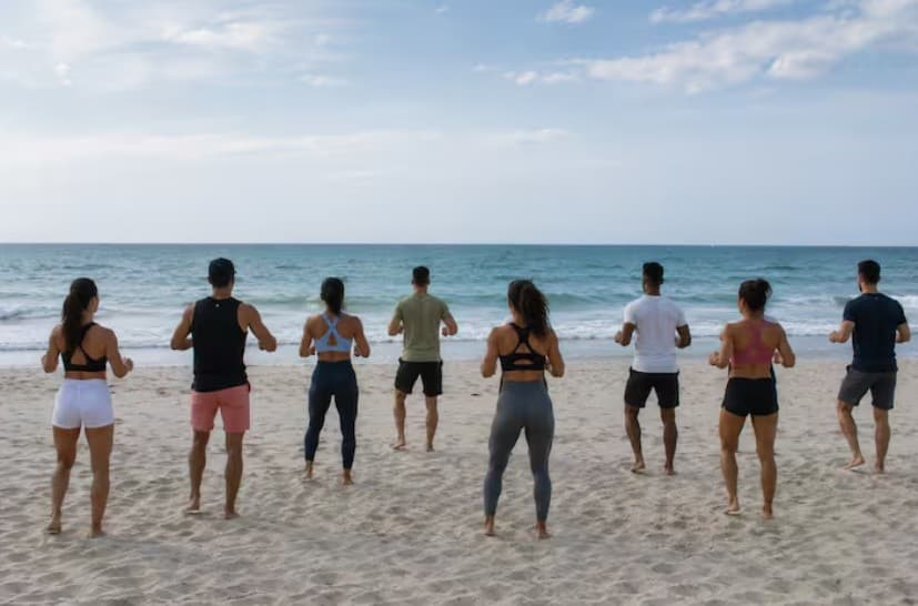 Salsa and Bachata on the Sand: Beginner Beach Dance Class in San Juan photo 4