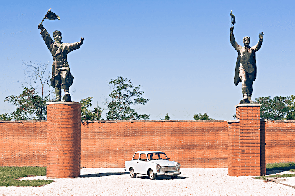 Historic Urban Adventure: Communist Tour in Budapest