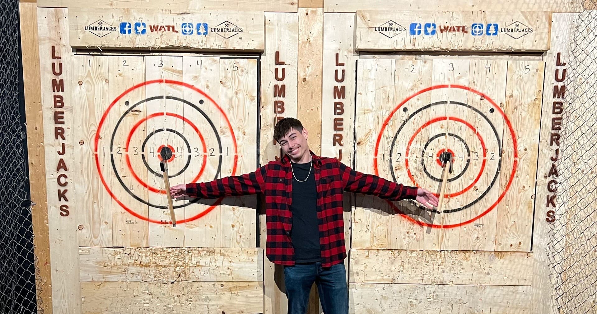 Axe-Scape Adventure in Niagara Falls: Escape Room Meets Axe Throwing for Ultimate Fun