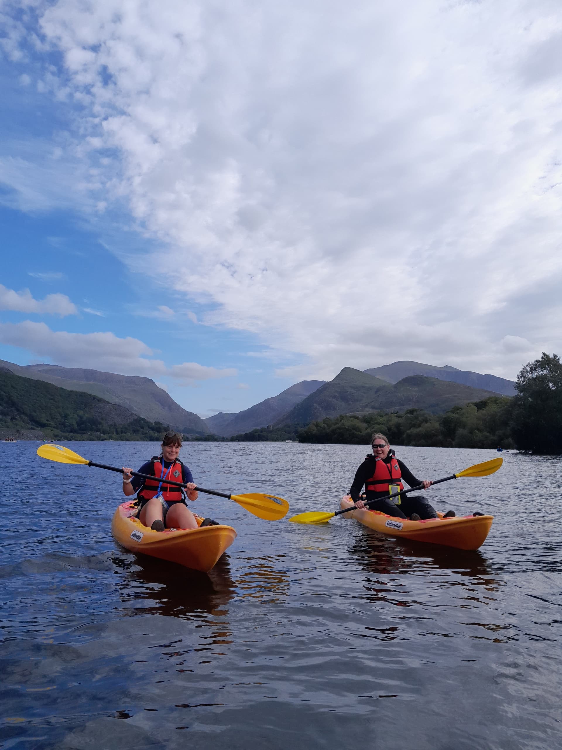 Paddle Llyn Padarn: Private Kayak Tours with Snowdon Views photo 3