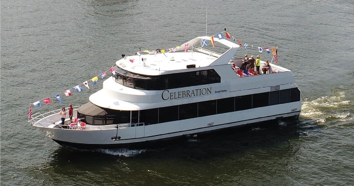 Water-Activities at Lake of the Ozarks: Celebration Cruises Experience