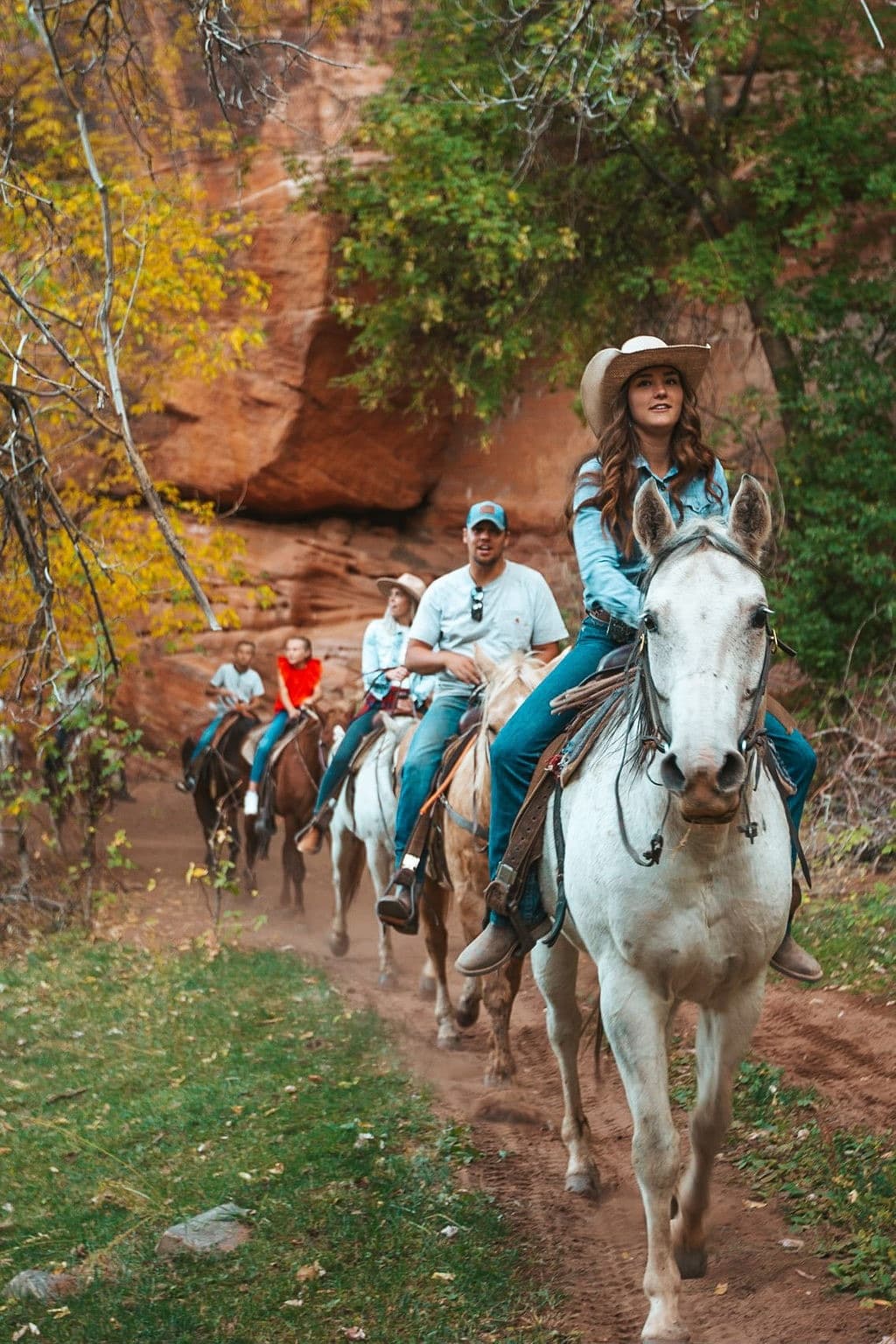 Horse Rides in Kanab’s Cave Lakes Canyon Adventure