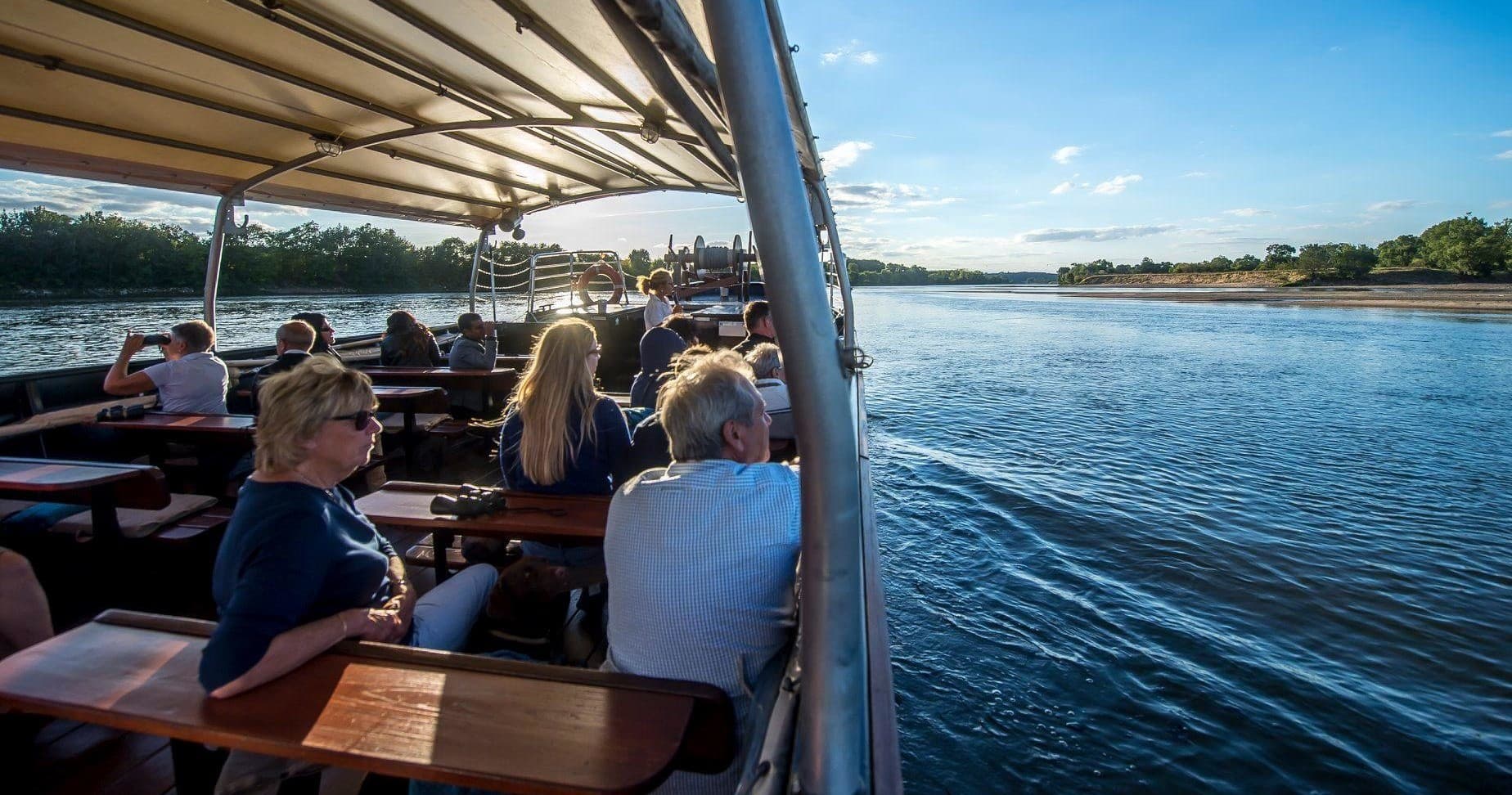 Water Activities: Croisière Découverte on Saumur Loire River