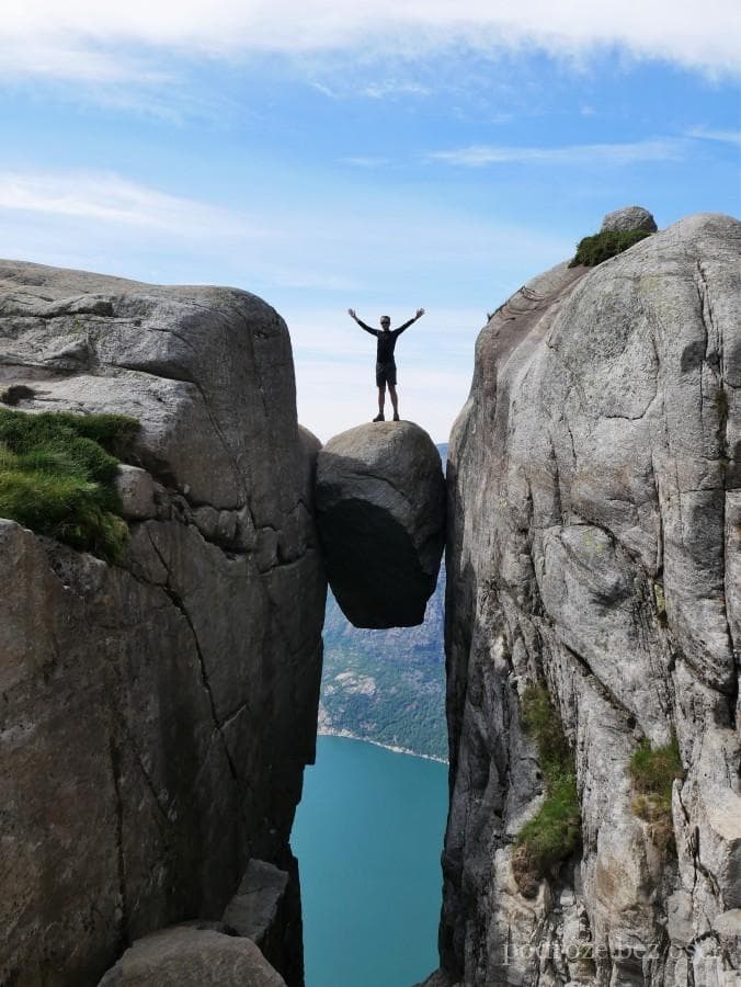 Kjerag Hike Adventure with Lysekammen in Stavanger