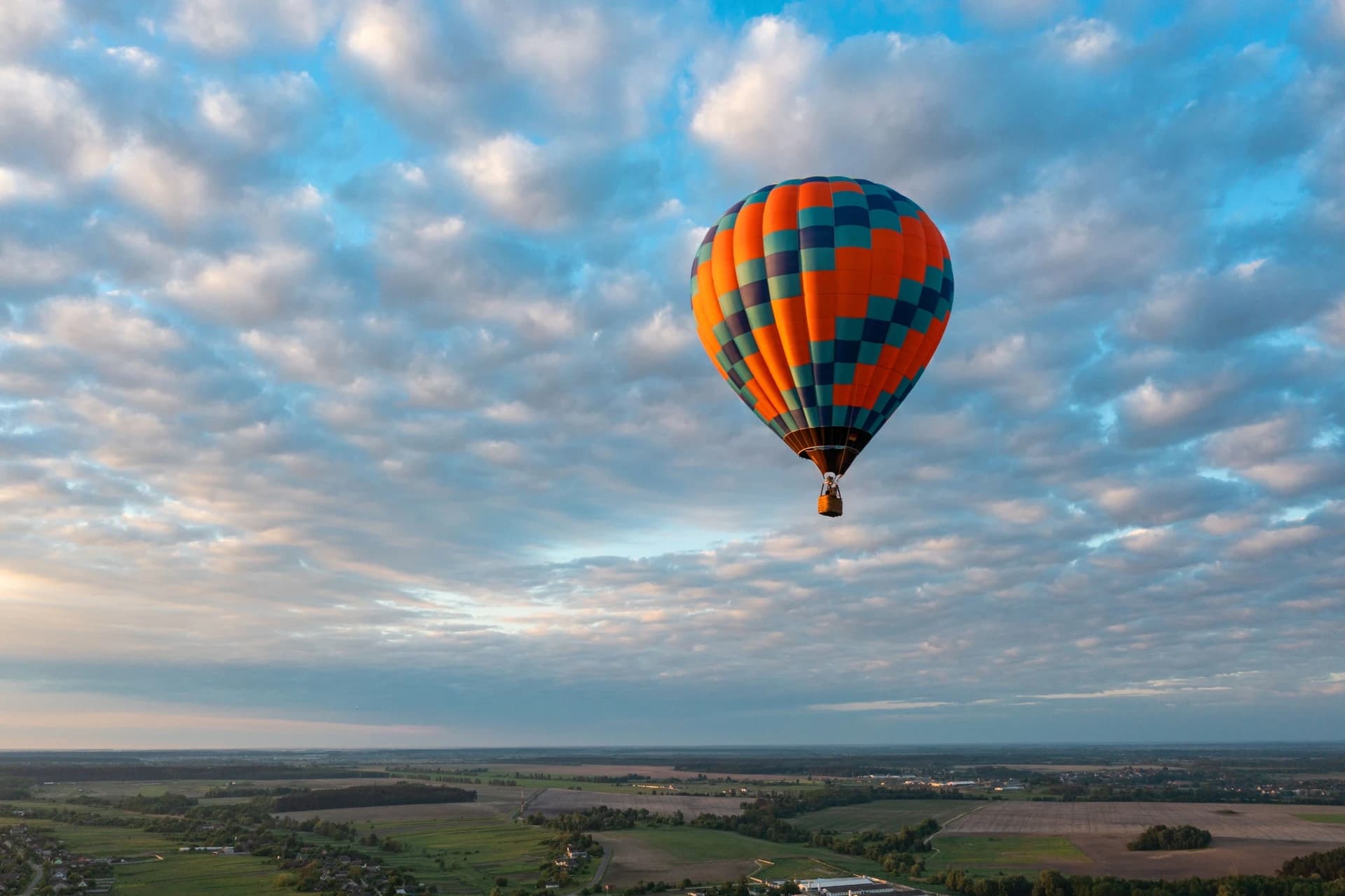 Afternoon and Evening Hot Air Balloon Ride Over Southern Ohio