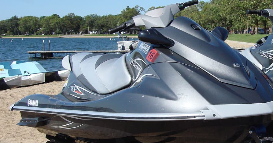 Yamaha 1100 Waverunner Rental in Detroit Lakes, MN