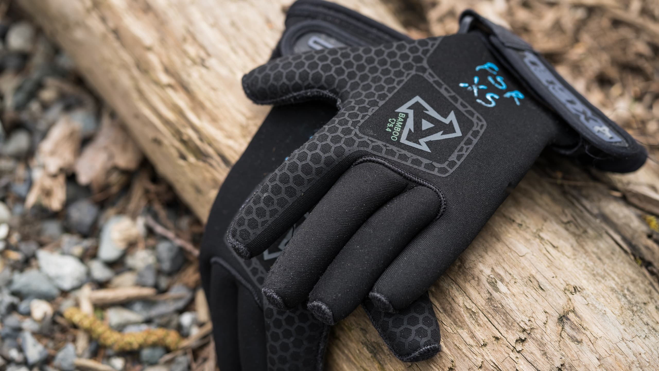 Wetsuit Accessory Rental in Tofino: Stay Warm Surfing Clayoquot Sound photo 3