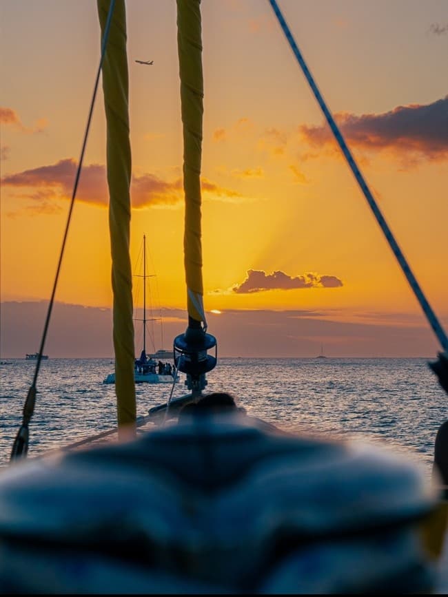 Ke Kai Waikiki Sunset Sail: 90-Minute Sunset Cruise with Complimentary Drinks photo 4