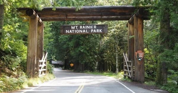 Day Hiking at Mount Rainier National Park, Washington