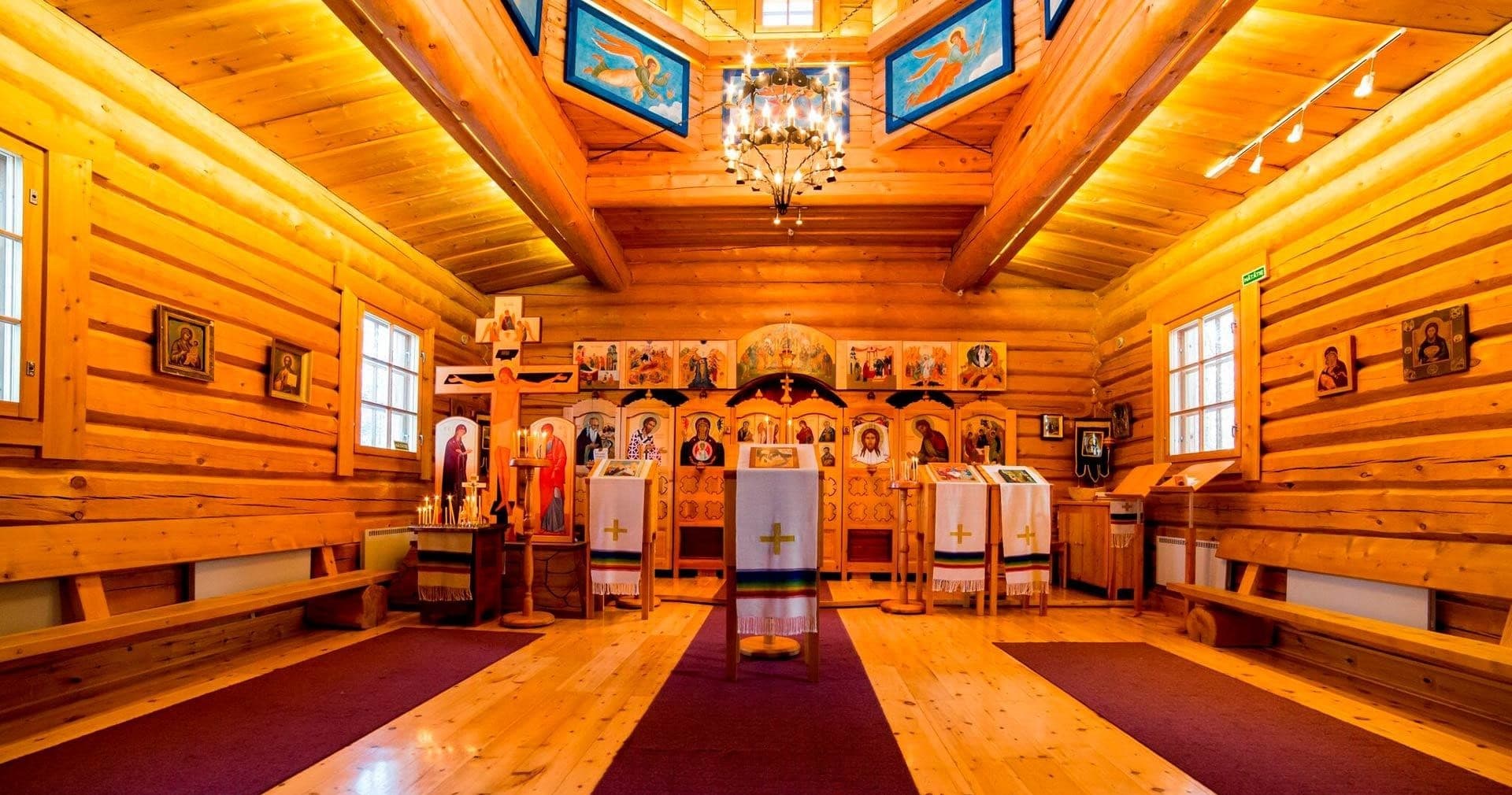 Cultural Day Trips at Northern Lights Village Saariselkä