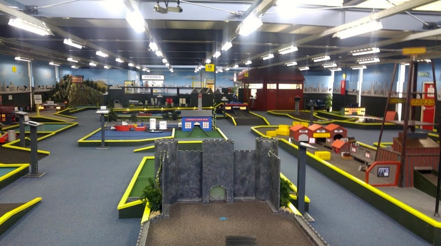 Mini-Golf Fun at Caddyshack Christchurch