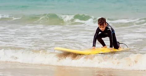 Water Activities: Solo Sesh Surf Lessons with Right Coast Surf'Nstruction