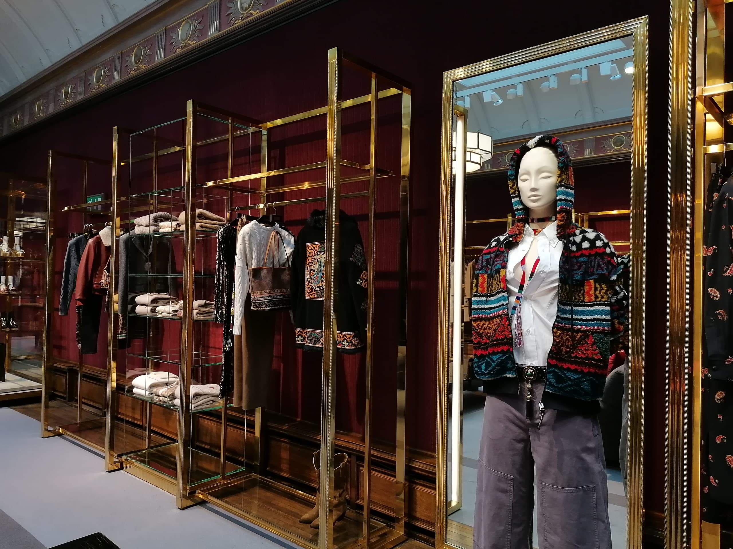 Unique Boutiques Full-Day Experience by Fashion Tours London