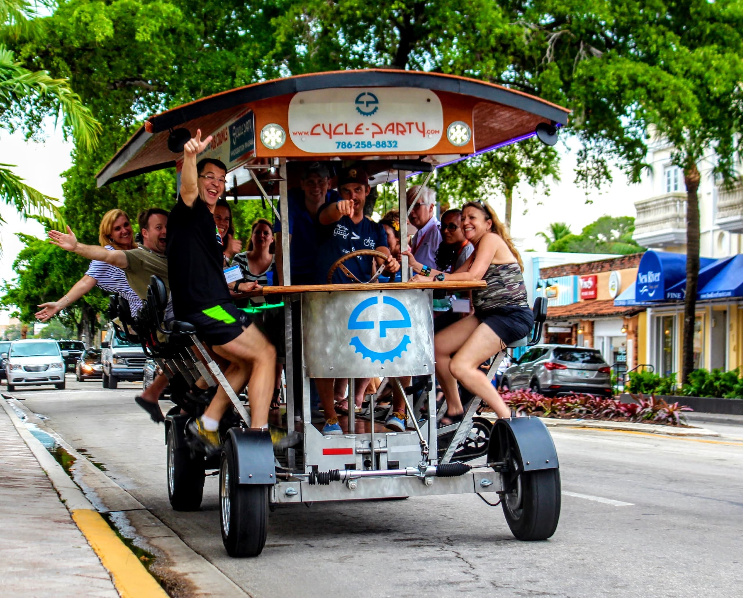 Social Bar Crawl Adventure in Fort Lauderdale, FL