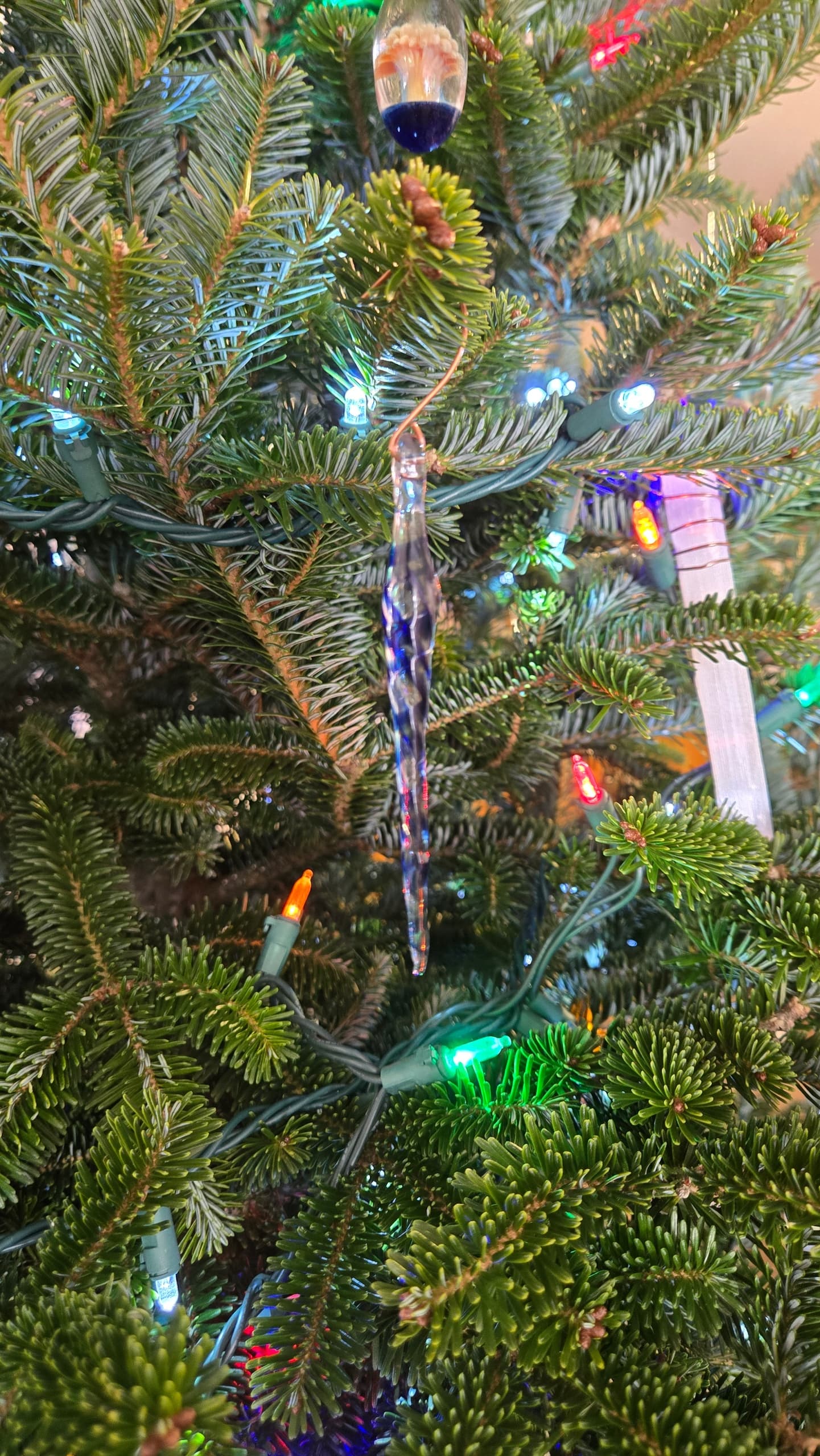 Hands-On Glass Necklace Workshop in Boone: Craft Yours in One Hour photo 2