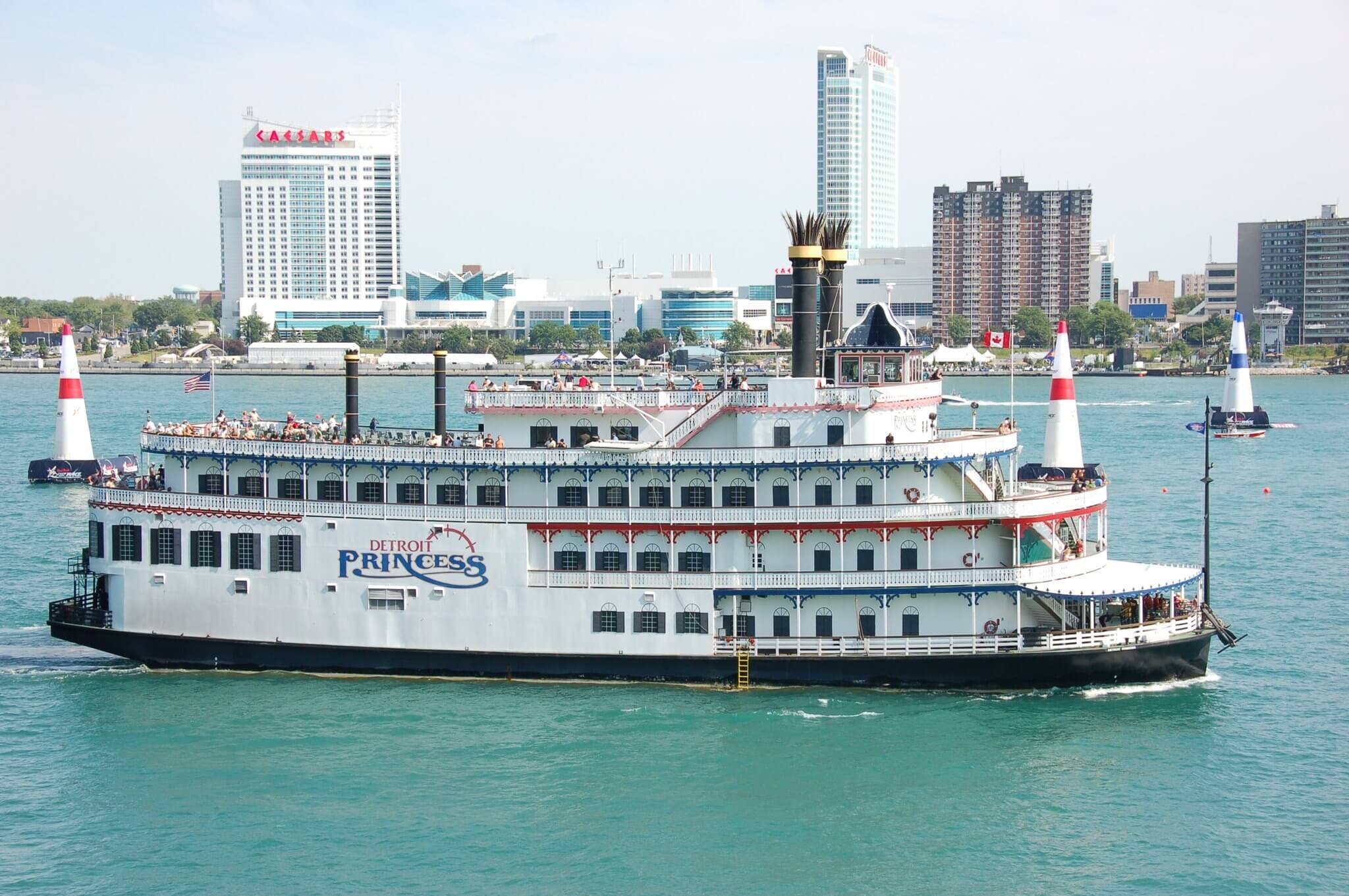 Water-Activities with Detroit Princess Riverboat – Scenic River Cruises in Detroit