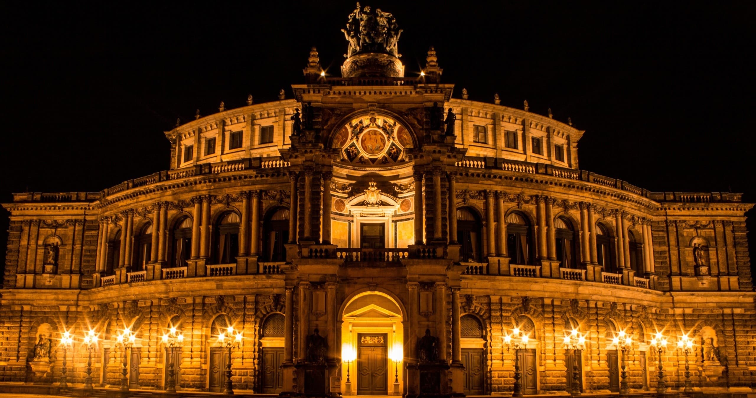 Nightlife Adventure with PubCrawl Team in Dresden