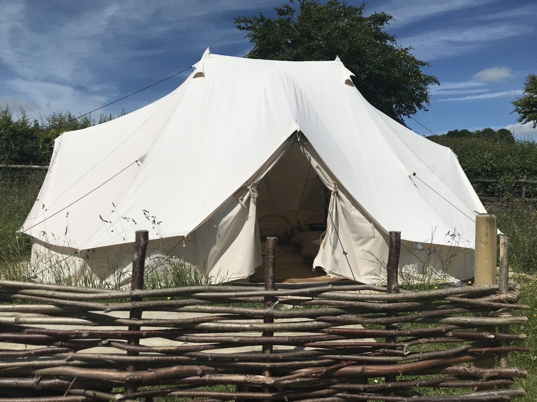 Ridgeway Glamping at Cedar — Emperor Tent near Rugby, England