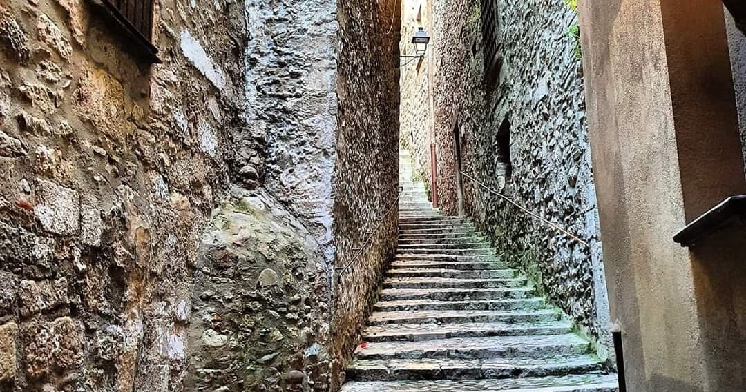 Historical City Tour of Girona with Girona Experience