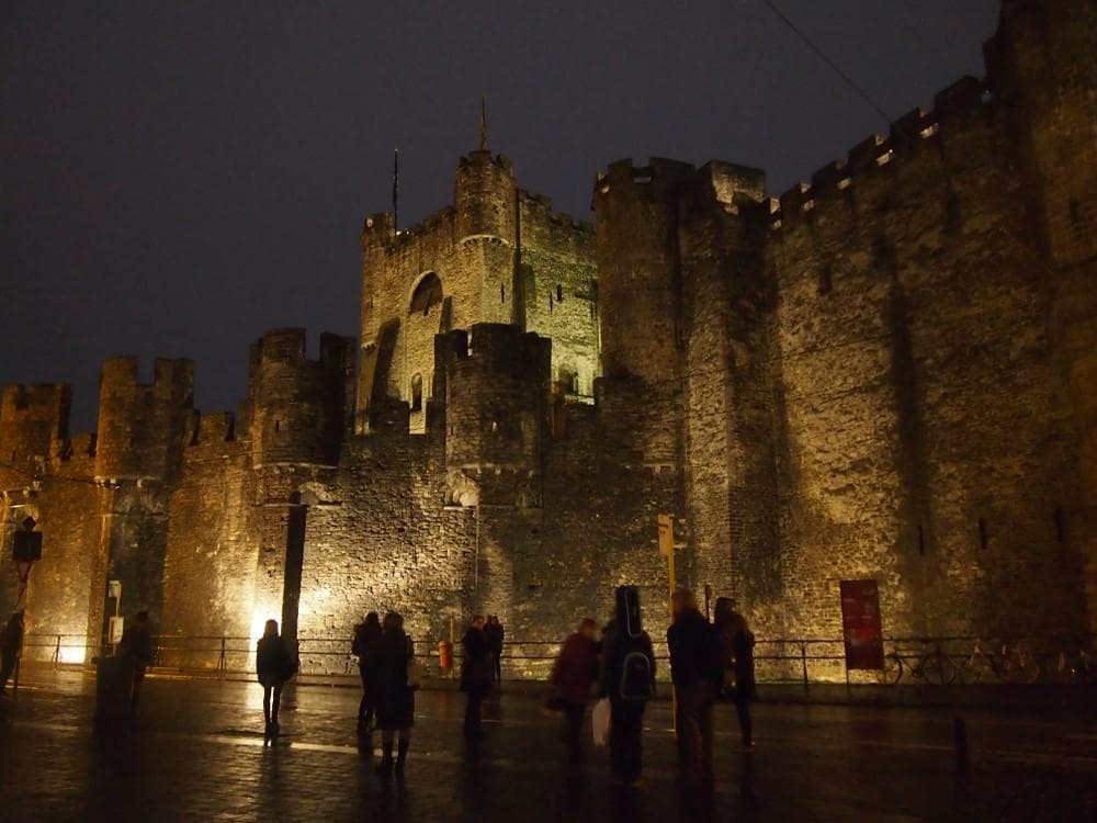 Dark Legends Walking Tour in Ghent by Gent Free Walking Tour