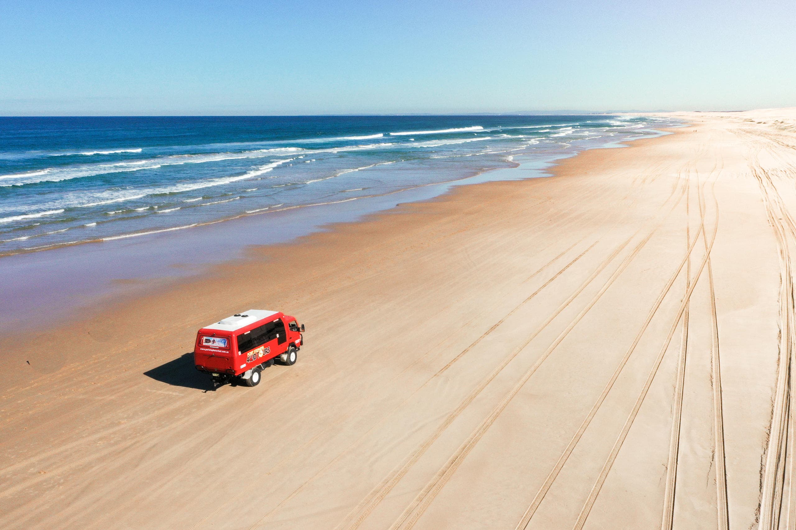 Sandboarding & Beach Tours with Port Stephens 4wd