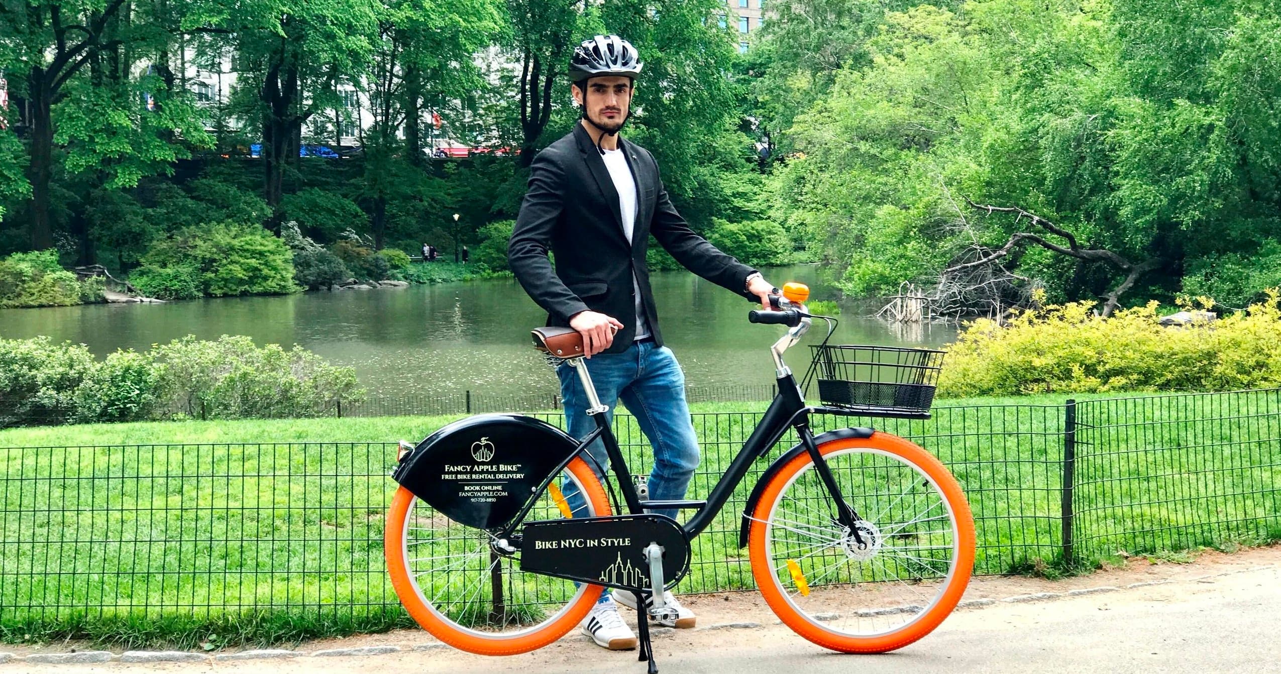 Central Park Bike Rentals with Fancy Apple in New York