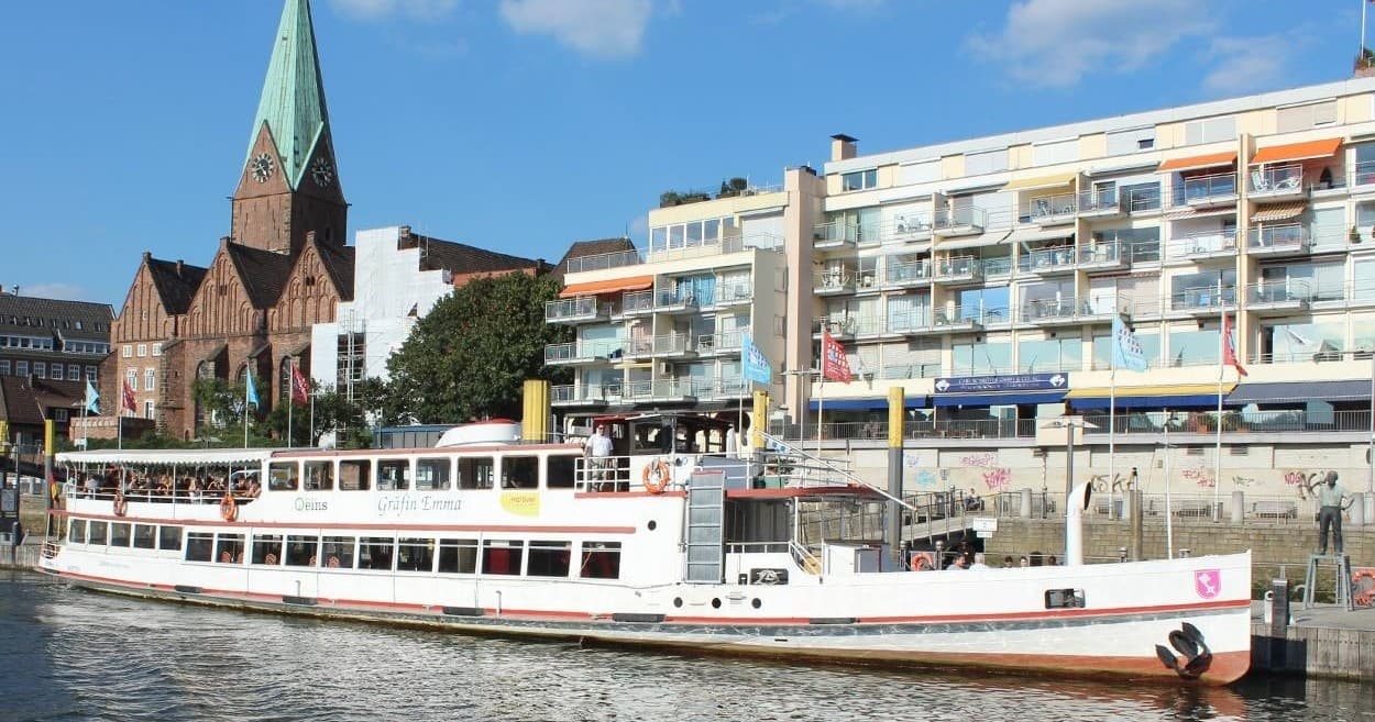 Water-Activities: Vegesack to Bremerhaven with Hal Över