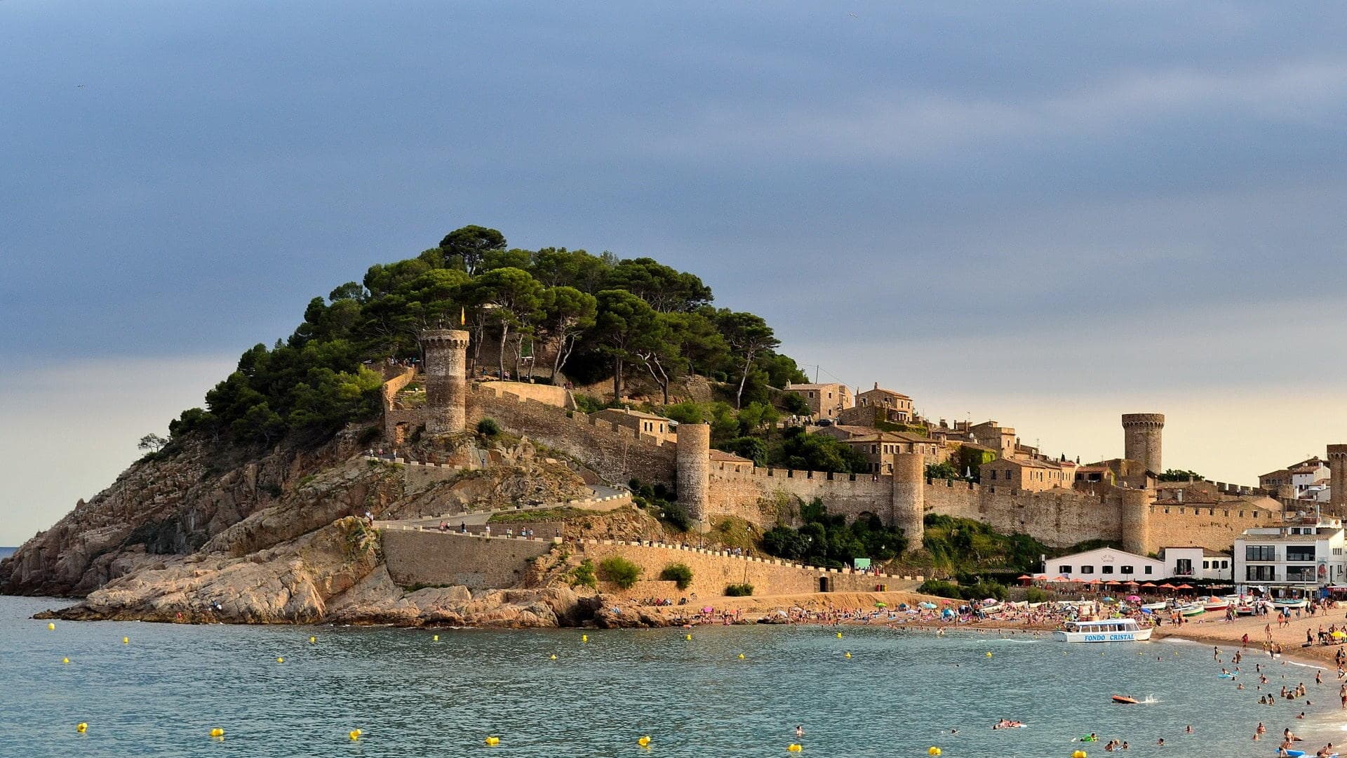Water Activities & Boat Charters in Costa Brava with In Out Barcelona