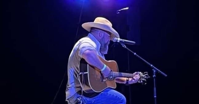 Chad Boyd Live in Comfort: Free Hill Country Afternoon Concert photo 1