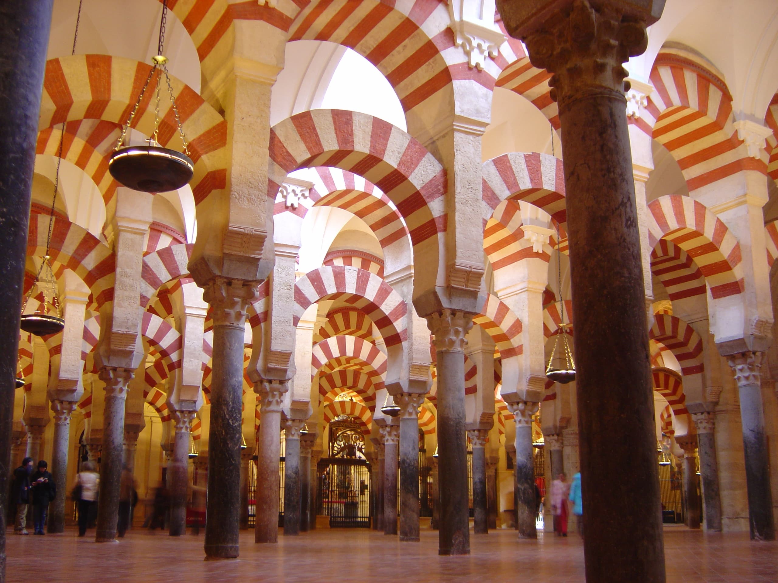 Córdoba Mezquita Tour from Granada with Discovering Spain