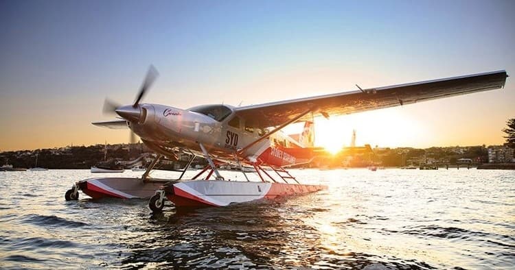 Sunset Highlights Flight: Seaplane Dinner & Sydney Harbour Aerial Tour