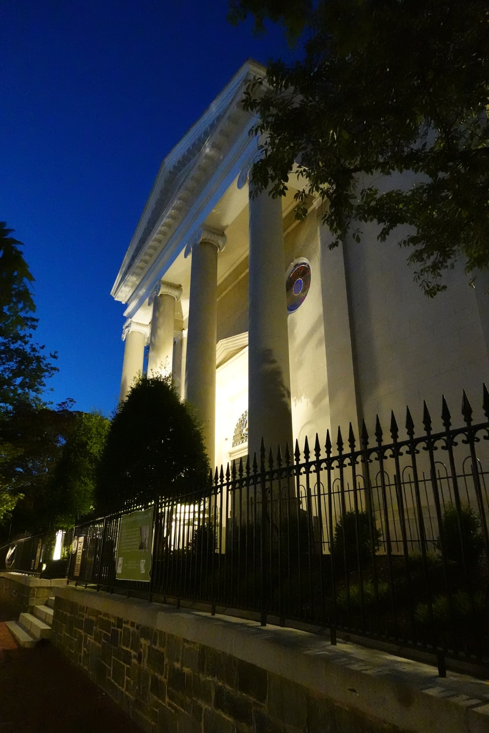 Georgetown's Spies & Lies: Haunted Steps, Kennedy Homes & Cold War Secrets