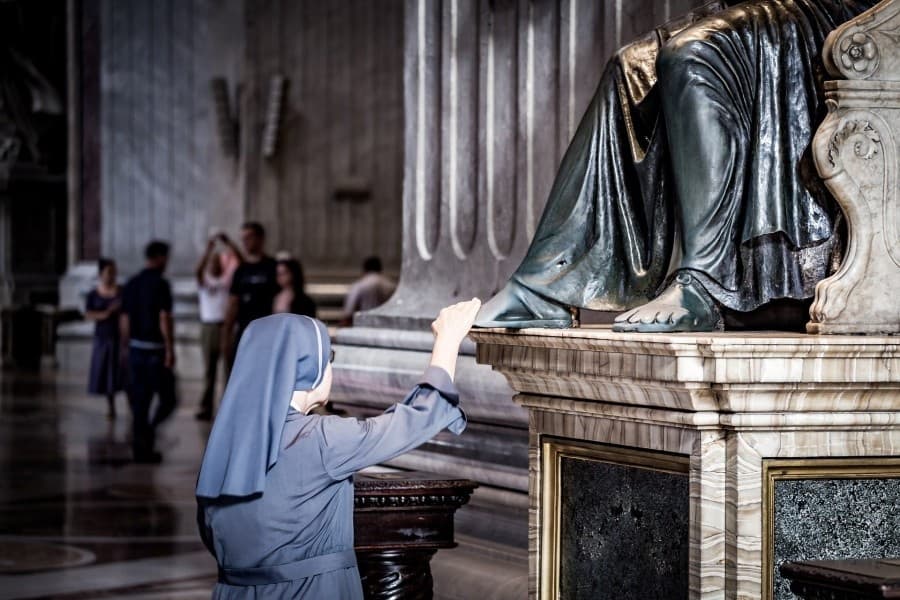 Land Adventures: Best of Rome & Vatican City Tour by Discovery Guided Tours