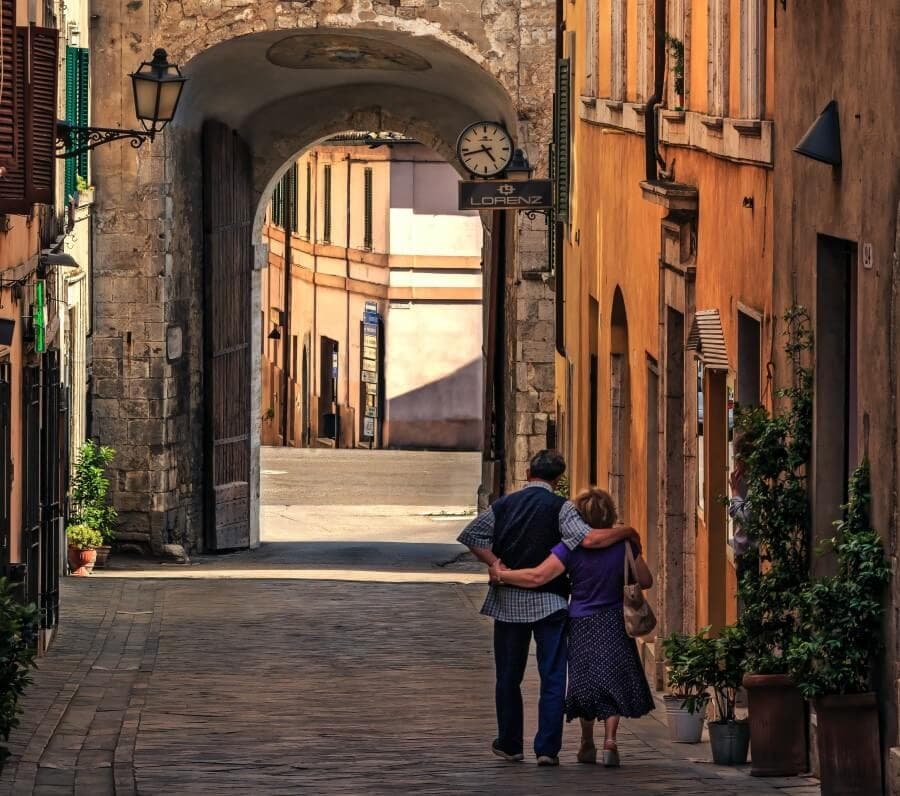 Land Adventures: Orvieto Tour and Wine Experience