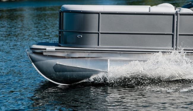 Explore Fontana Dam’s Majestic Shoreline with a 22' Premier Pontoon Rental