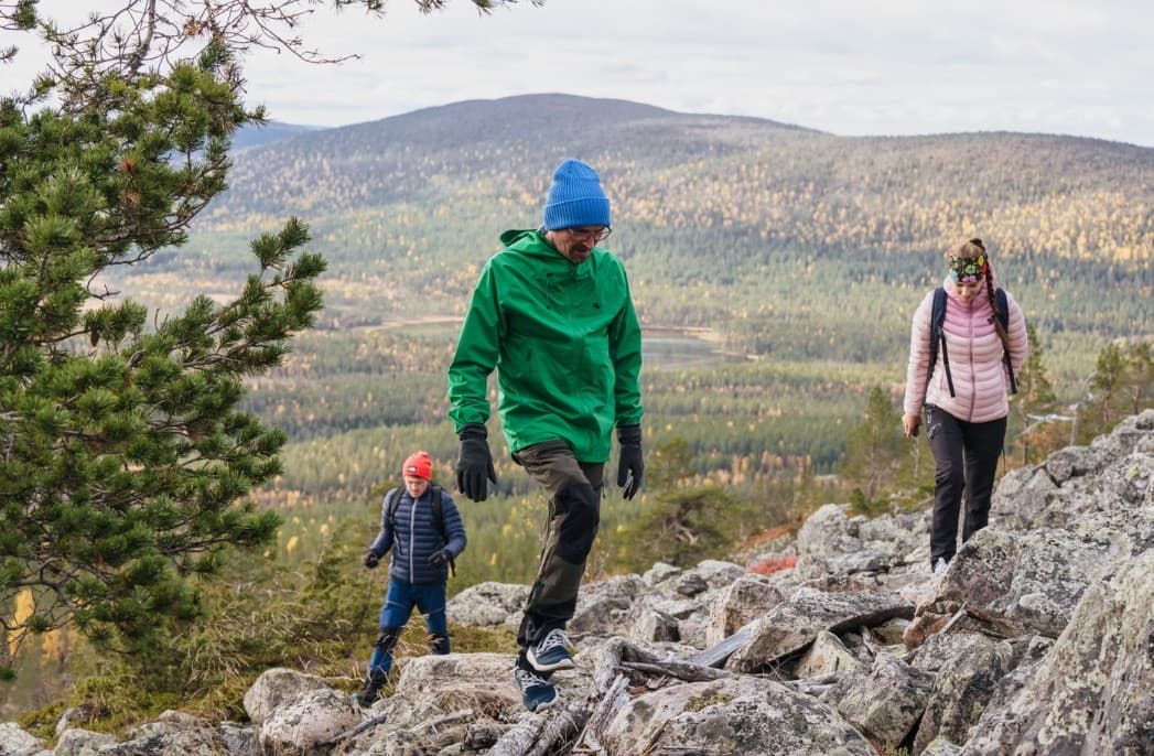 Päiviö Trail: Easy Family Hike to Ounasjoki River Viewpoints in Levitunturi