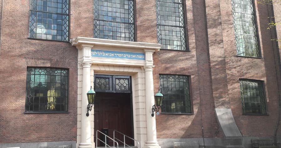 Cultural Walking Tour of Amsterdam's Jewish Heritage photo 1