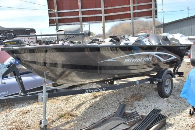 Boat Wranglers team