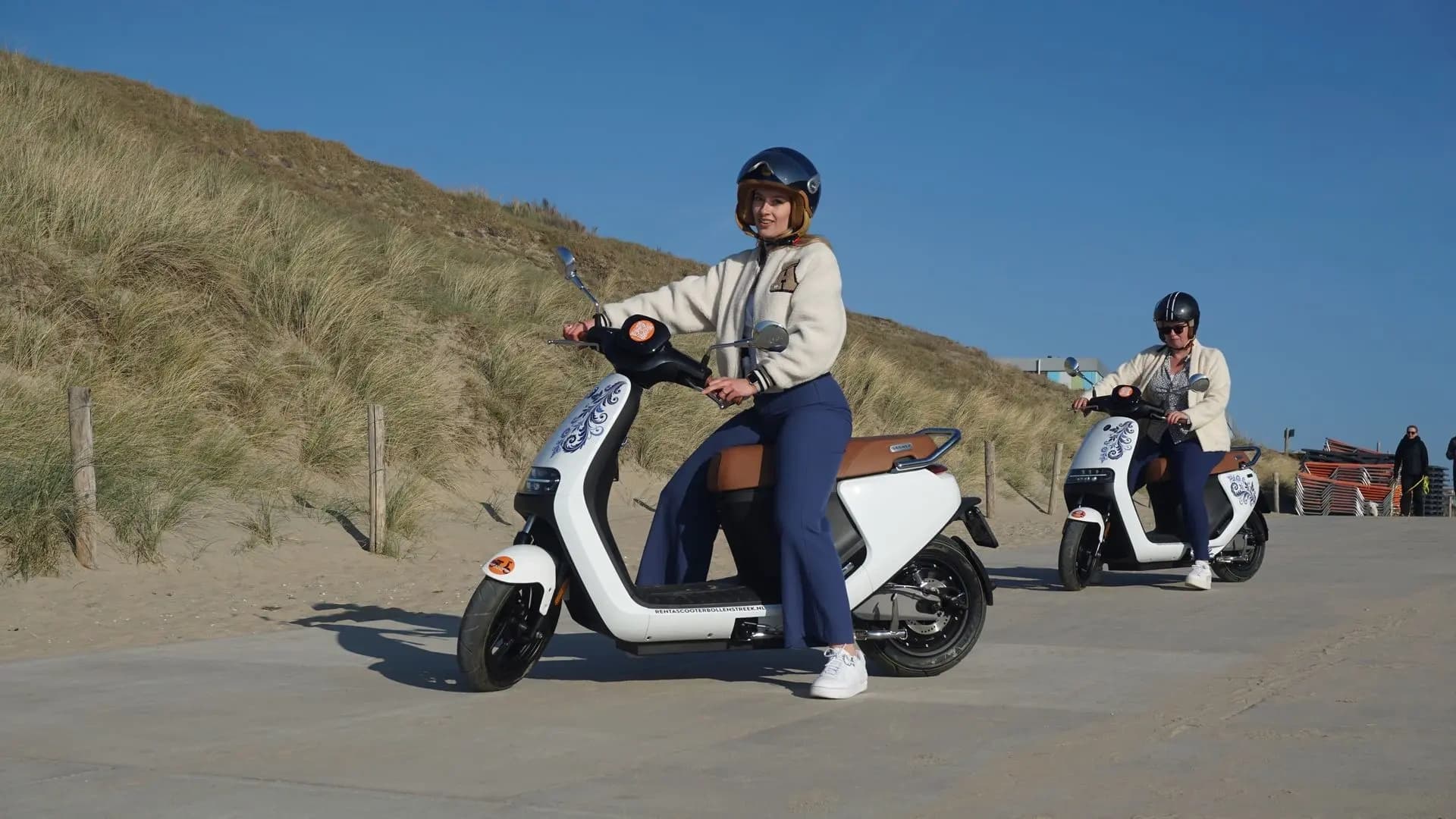 Explore Bollenstreek in Style: 8-Hour Scooter Rental Adventure