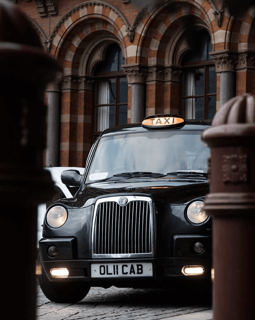 Land Adventures: Big Sights London Taxi Tour with Bespoke England Tours