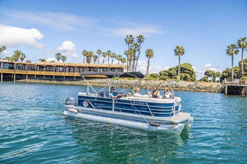 Pontoon Boat | Boat Tour in San Diego, California