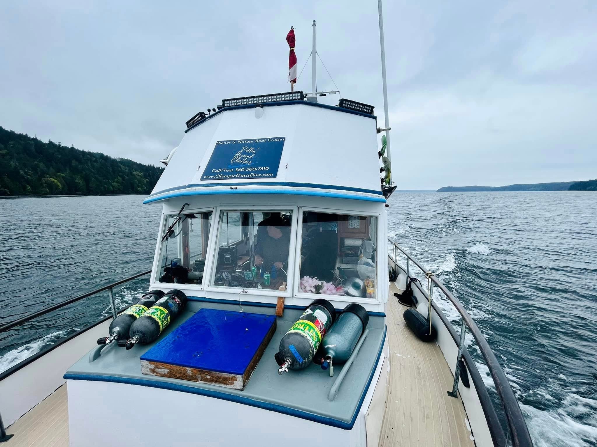 Hood Canal Dive & Dine: Two Guided Dives and Chef Lunch Aboard a Classic Grand Banks