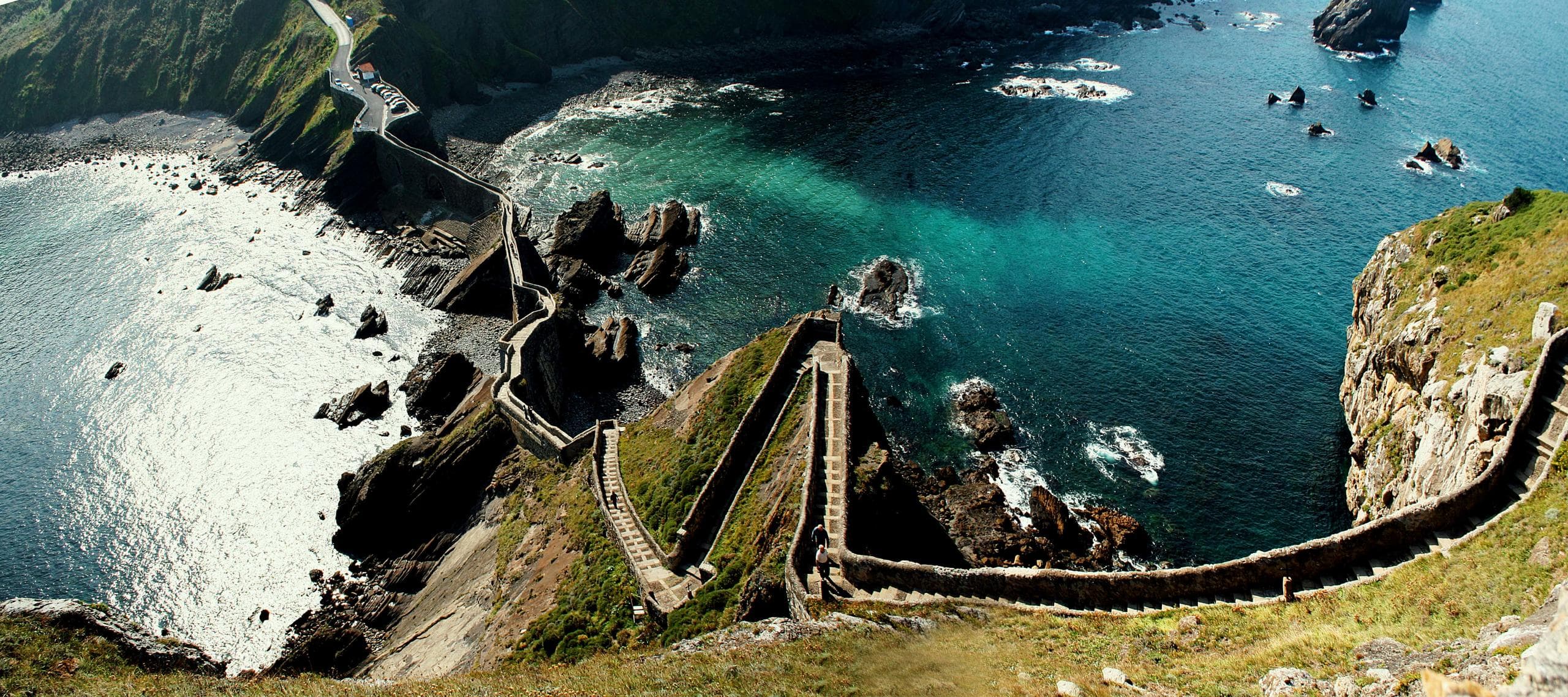 Adventure in Biscay with Local Experts Tours: Gaztelugatxe & Guernica