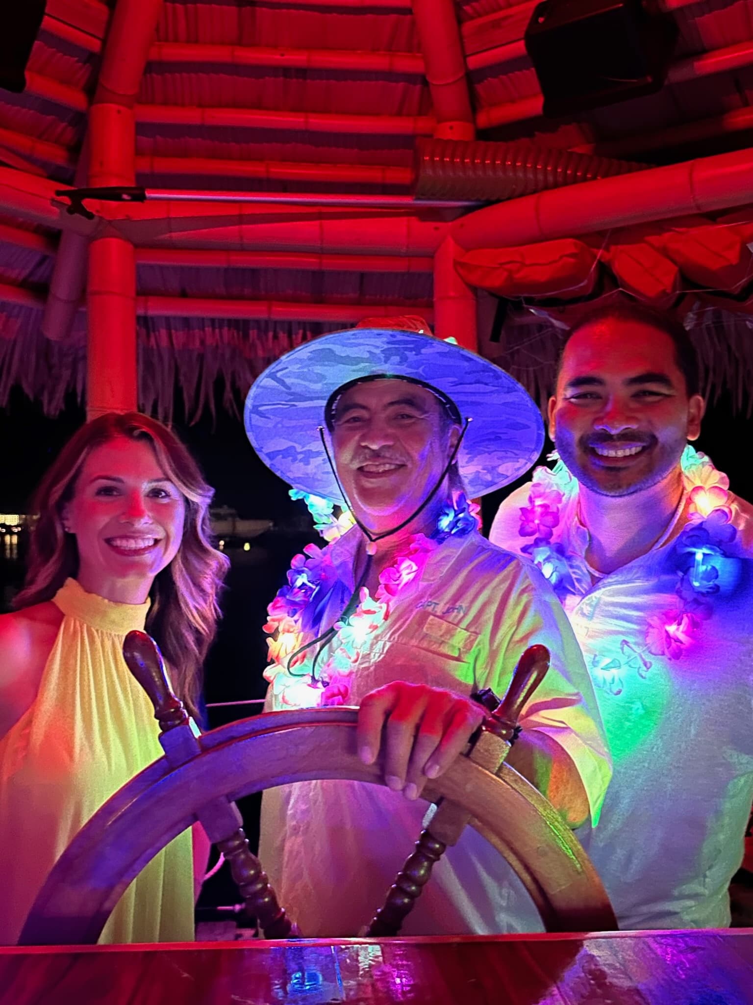 Cruisin Tikis Panama City Beach team