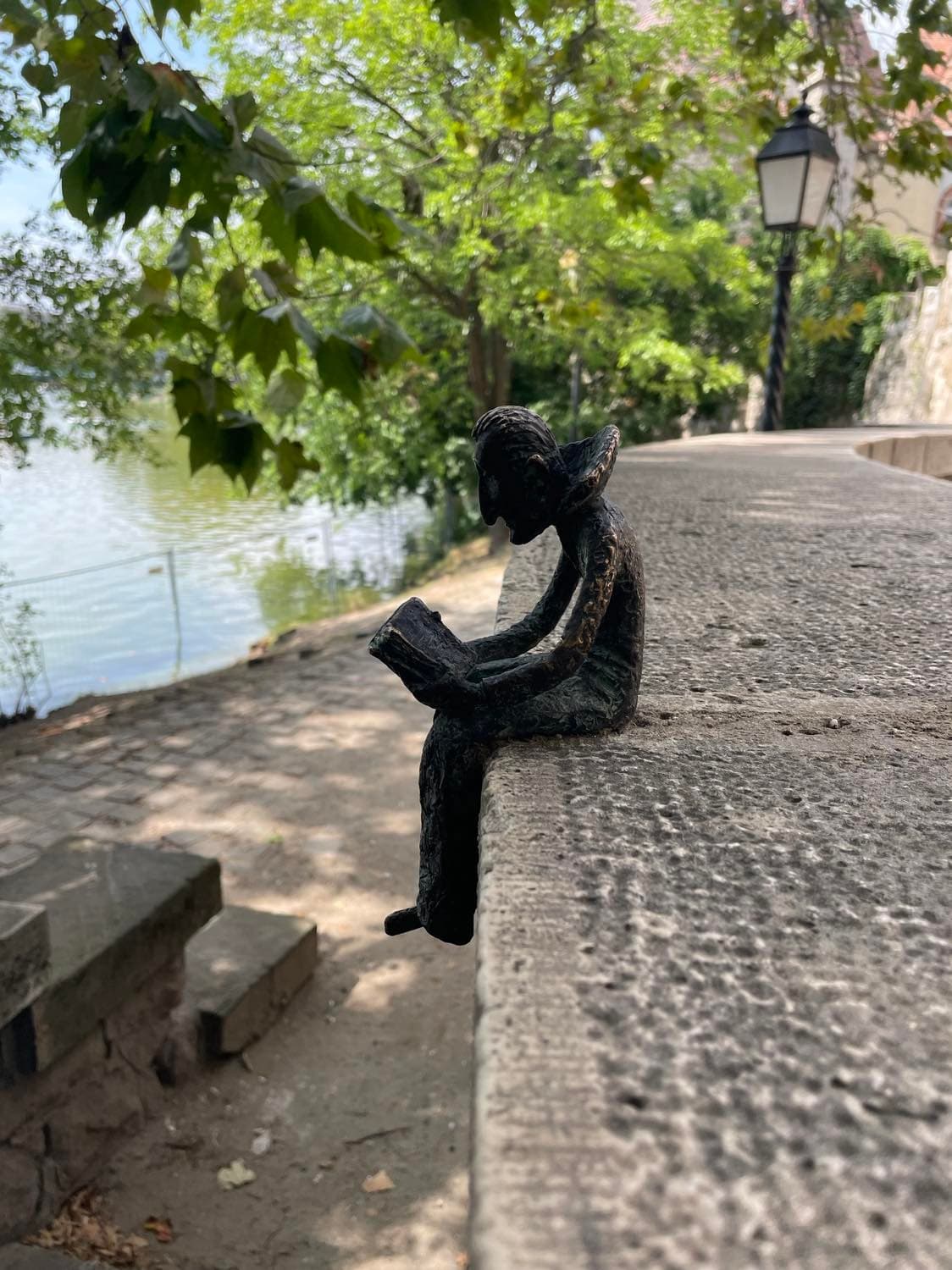Budapest Mini Statue Hunt: Discover Kolodko’s Hidden Sculptures on Foot